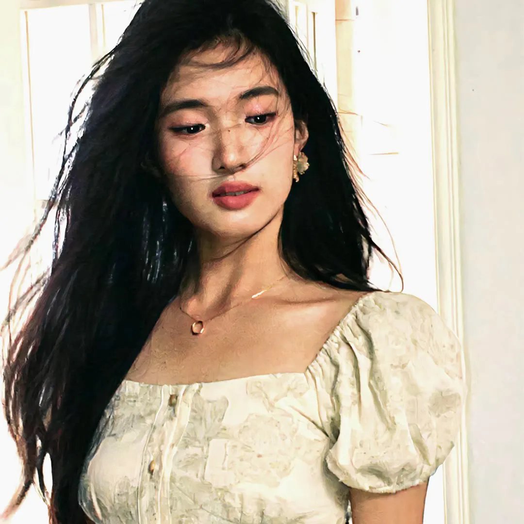 穿书后我反向驯服黑化帝王